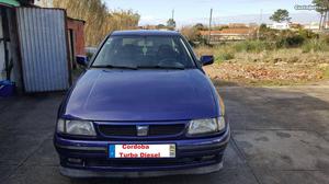 Seat Cordoba 1.9 TD ECONOMICO Maio/94 - à venda - Ligeiros