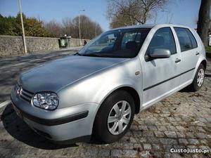 VW Golf 1.4 i Fevereiro/99 - à venda - Ligeiros