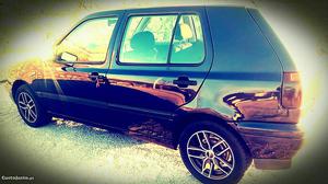 VW Golf  tdi Setembro/97 - à venda - Ligeiros