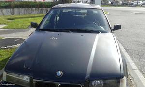 BMW 318i Março/93 - à venda - Ligeiros Passageiros, Faro -