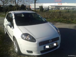 Fiat Grande Punto 1.3 van a/c Janeiro/07 - à venda -