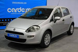 Fiat Punto 1.2 Easy - NOVO Janeiro/17 - à venda - Ligeiros