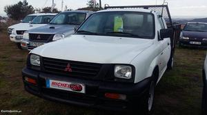 Mitsubishi L200 LxCV Novembro/97 - à venda -