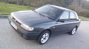 Nissan Sunny 1.4 Março/92 - à venda - Ligeiros