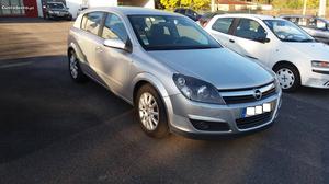 Opel Astra 1.7cdti-125cv Outubro/04 - à venda - Ligeiros