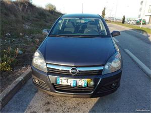 Opel Astra Diesel Janeiro/07 - à venda - Ligeiros