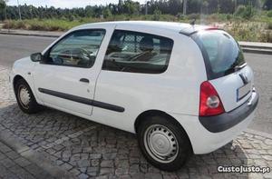 Renault Clio 1.5 CDI Outubro/05 - à venda - Ligeiros