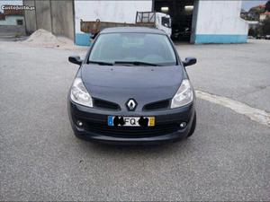 Renault Clio v Abril/08 - à venda - Ligeiros