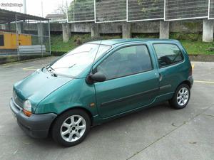 Renault Twingo lig pasageiros Maio/96 - à venda - Ligeiros