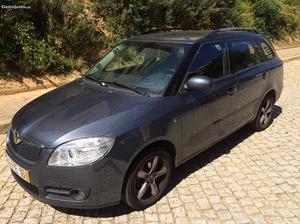 Skoda Fabia Break 1.4 TDI Fevereiro/08 - à venda - Ligeiros