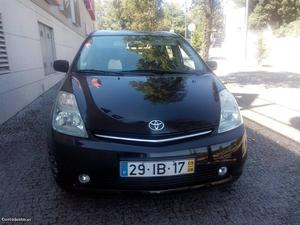 Toyota Prius 1.5 VVT-i HSD Agosto/09 - à venda - Ligeiros