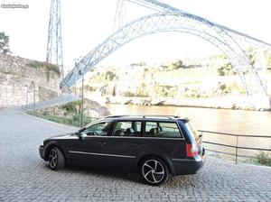 VW Passat 1.9 TDi BCv Agosto/04 - à venda - Ligeiros