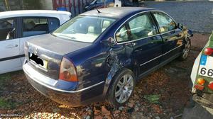 VW Passat 1.9 tdi Agosto/01 - à venda - Ligeiros