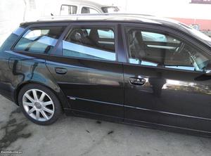 Audi A4 2.0 TDI SLINE Julho/05 - à venda - Ligeiros