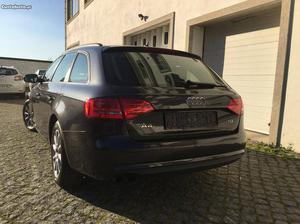 Audi A4 2.0 tdi com GPS Agosto/12 - à venda - Ligeiros