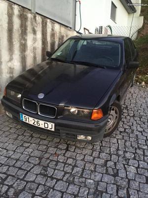 BMW 316 i Março/94 - à venda - Ligeiros Passageiros, Braga