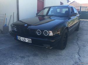 BMW 525 Gasolina Março/91 - à venda - Ligeiros