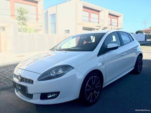 Fiat Bravo 1.6 JTD Sport Março/11 - à venda - Ligeiros