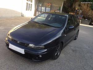 Fiat Bravo  td Fevereiro/98 - à venda - Ligeiros