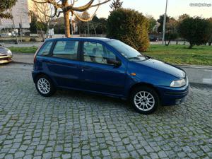 Fiat Punto 75 elx Novembro/94 - à venda - Ligeiros