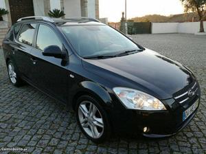 Kia Ceed SW 1.6 CRDI Janeiro/09 - à venda - Ligeiros