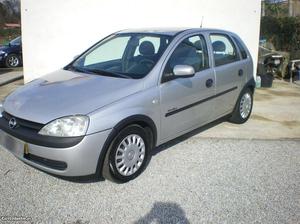 Opel Corsa 1.7 DTI Outubro/01 - à venda - Ligeiros