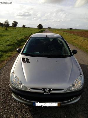 Peugeot 206 HDI Abril/04 - à venda - Ligeiros Passageiros,