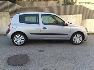 Renault Clio 1.5 dci comercial Agosto/02 - à venda -