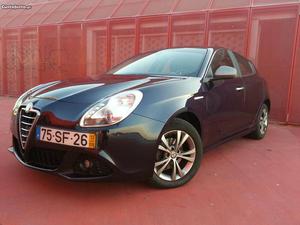 Alfa Romeo Giulietta 1.6 JTD Agosto/12 - à venda - Ligeiros