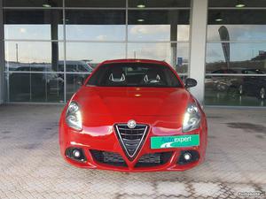Alfa Romeo Giulietta 1.6 JTDM 120cv S.S. Dezembro/15 - à