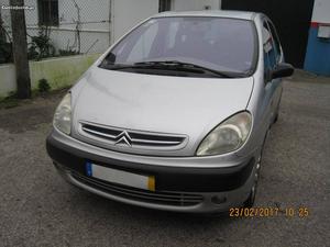 Citroën Picasso 1.6 Junho/00 - à venda - Monovolume / SUV,