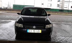 Fiat Stilo V 80 CV A/C Setembro/02 - à venda -