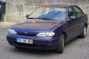 Hyundai Accent 1.3 Julho/97 - à venda - Ligeiros