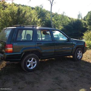 Jeep Grand Cherokee 2.5 TD Dezembro/97 - à venda - Ligeiros