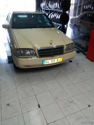 Mercedes-Benz C 200 Elegance Maio/95 - à venda - Ligeiros