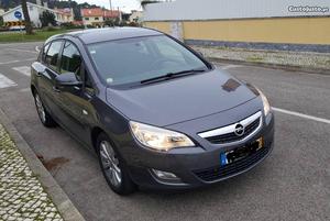 Opel Astra Exec. 1.7CDTI 125CV Maio/10 - à venda - Ligeiros