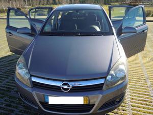 Opel Astra cdti Novembro/06 - à venda - Ligeiros