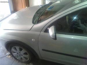 Opel Corsa twinport Dezembro/04 - à venda - Ligeiros