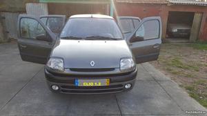 Renault Clio 1.2 5 Portas Setembro/99 - à venda - Ligeiros