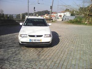 Seat Ibiza D 148Mil kms Dezembro/98 - à venda -