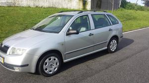 Skoda Fabia Break 1.4 TDI Janeiro/04 - à venda - Ligeiros