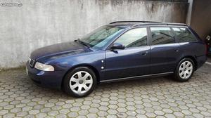 Audi A4 Avant Setembro/96 - à venda - Ligeiros Passageiros,