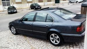 BMW 520 Aceito trocas Agosto/97 - à venda - Monovolume /