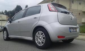 Fiat Punto KLMS M/EXTRAS Março/14 - à venda -