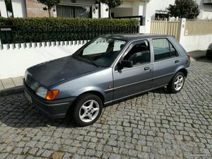 Ford Fiesta 1.1 sx Novembro/91 - à venda - Ligeiros