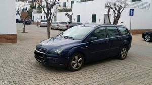 Ford Focus 1.4 ws Janeiro/05 - à venda - Ligeiros