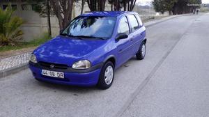 Opel Corsa 1.2 injeção Maio/94 - à venda - Ligeiros