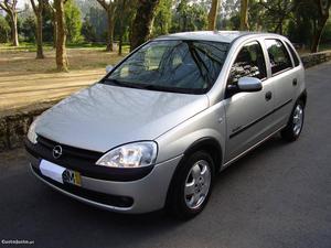 Opel Corsa  cv 157 mil km Outubro/01 - à venda -