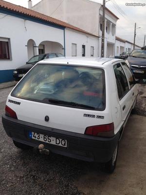 Peugeot 106 XR Maio/94 - à venda - Ligeiros Passageiros,