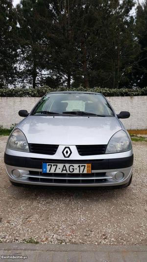 Renault Clio 1.5 DCI Julho/05 - à venda - Ligeiros